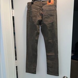 Men’s Levi's Straight-Leg Gray Jeans